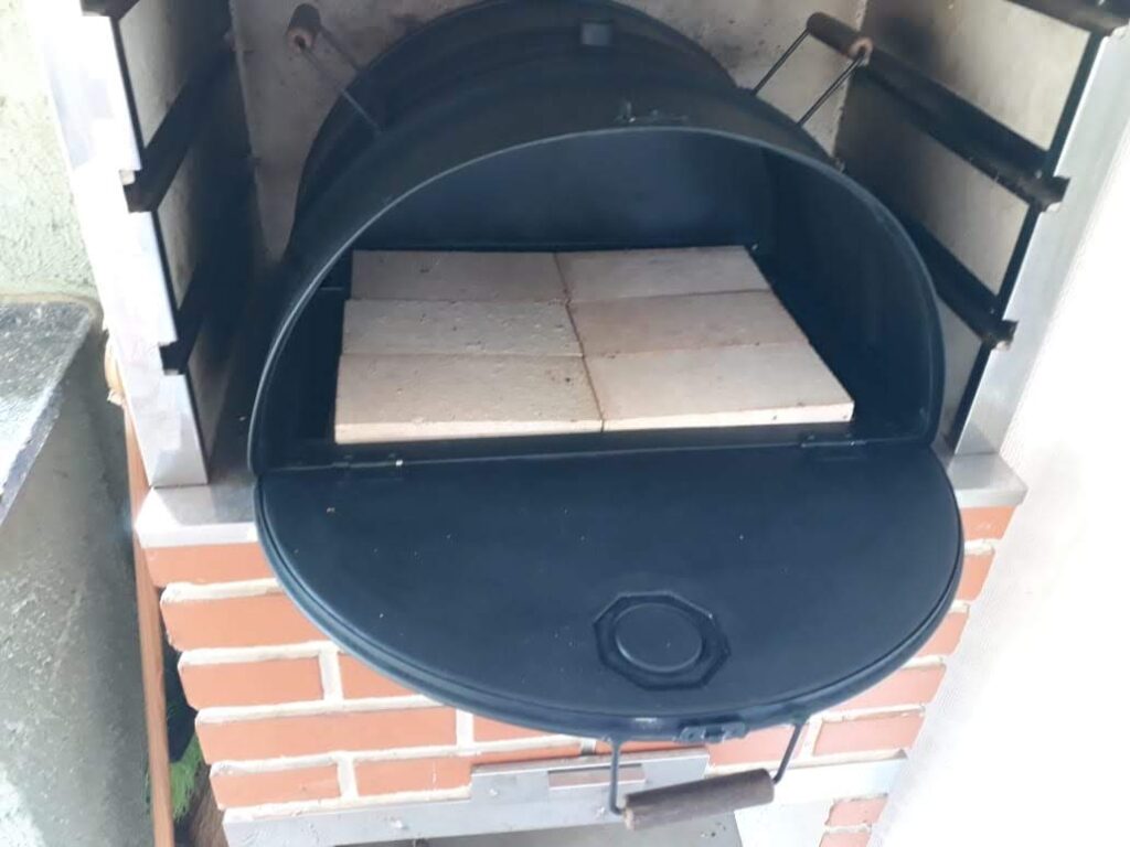 Forno de pizza na churrasqueira